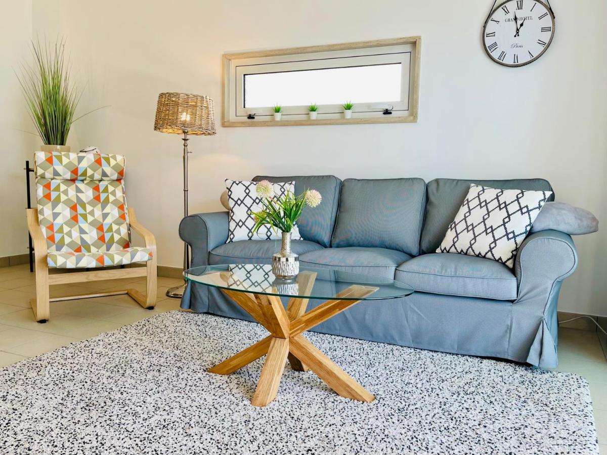 Angies Marina Apartment, Includes 2 Free Passes For The Marina Pool Lagos Exteriör bild