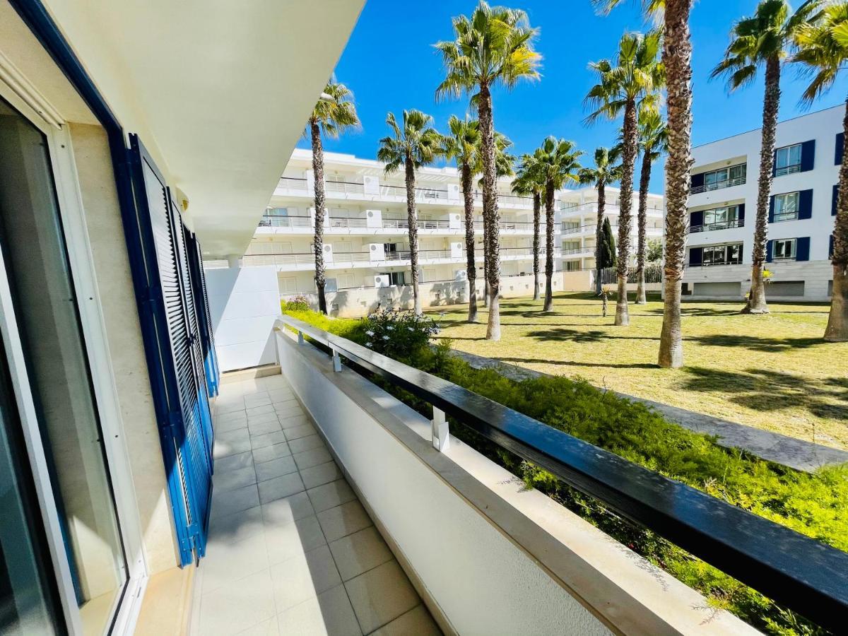 Angies Marina Apartment, Includes 2 Free Passes For The Marina Pool Lagos Exteriör bild