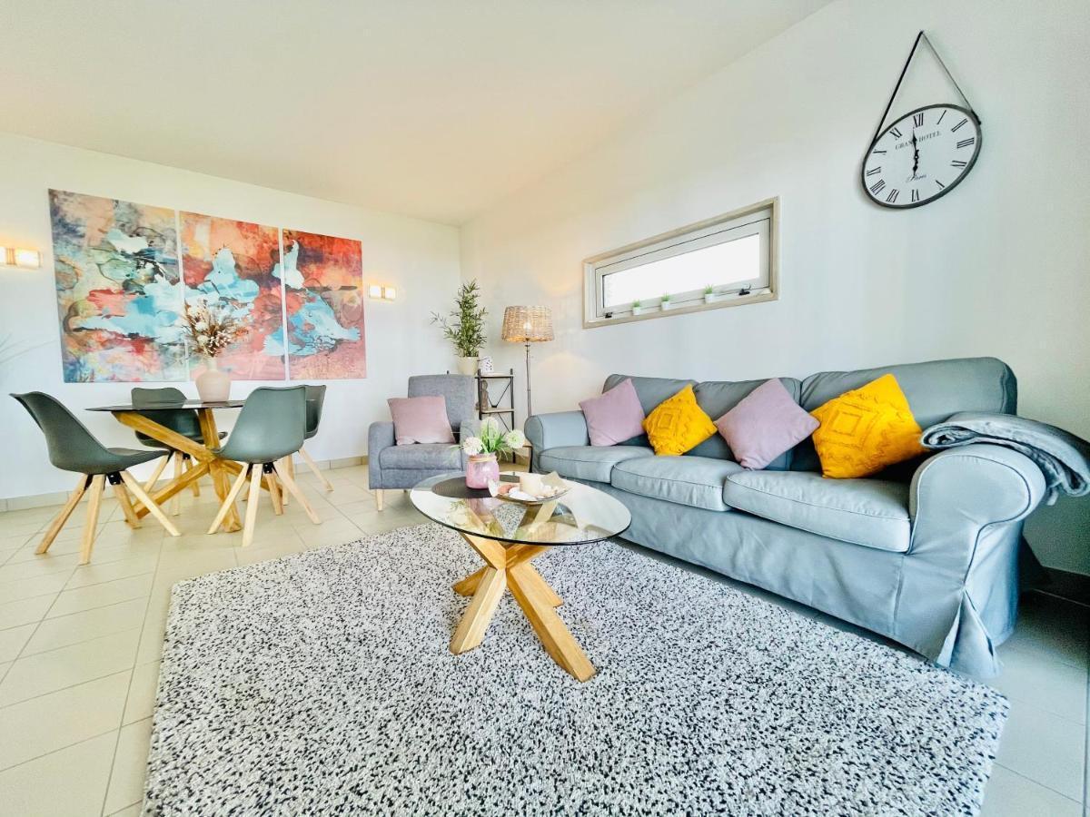 Angies Marina Apartment, Includes 2 Free Passes For The Marina Pool Lagos Exteriör bild